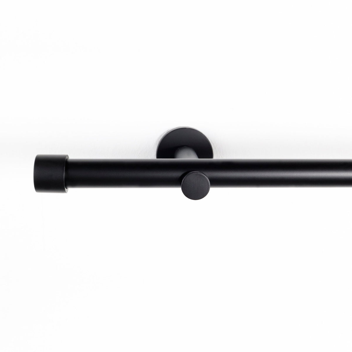 Custom-made curtain rod 25mm 1-track black matt with cap - Style series